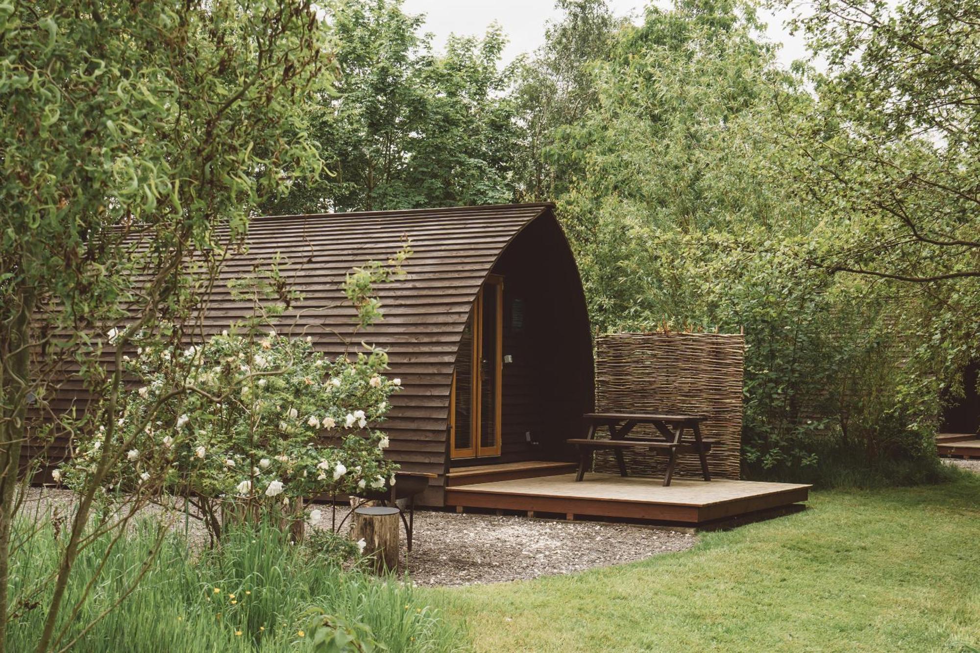 Ball Hall Farm By Wigwam Holidays East Cottingwith Room photo